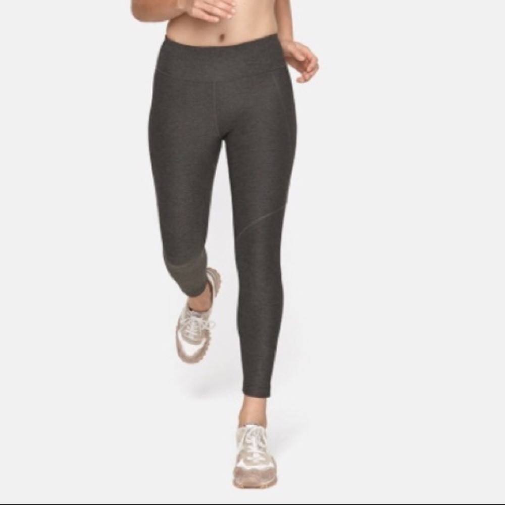 NEW! Outdoor Voices Olive leggings Size M